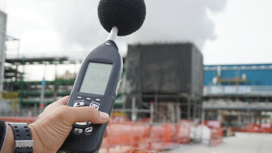 image:騒音測定調査の様子
